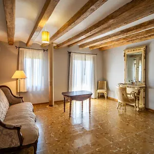 Bed & Breakfast Lo Palauet De La Muralla